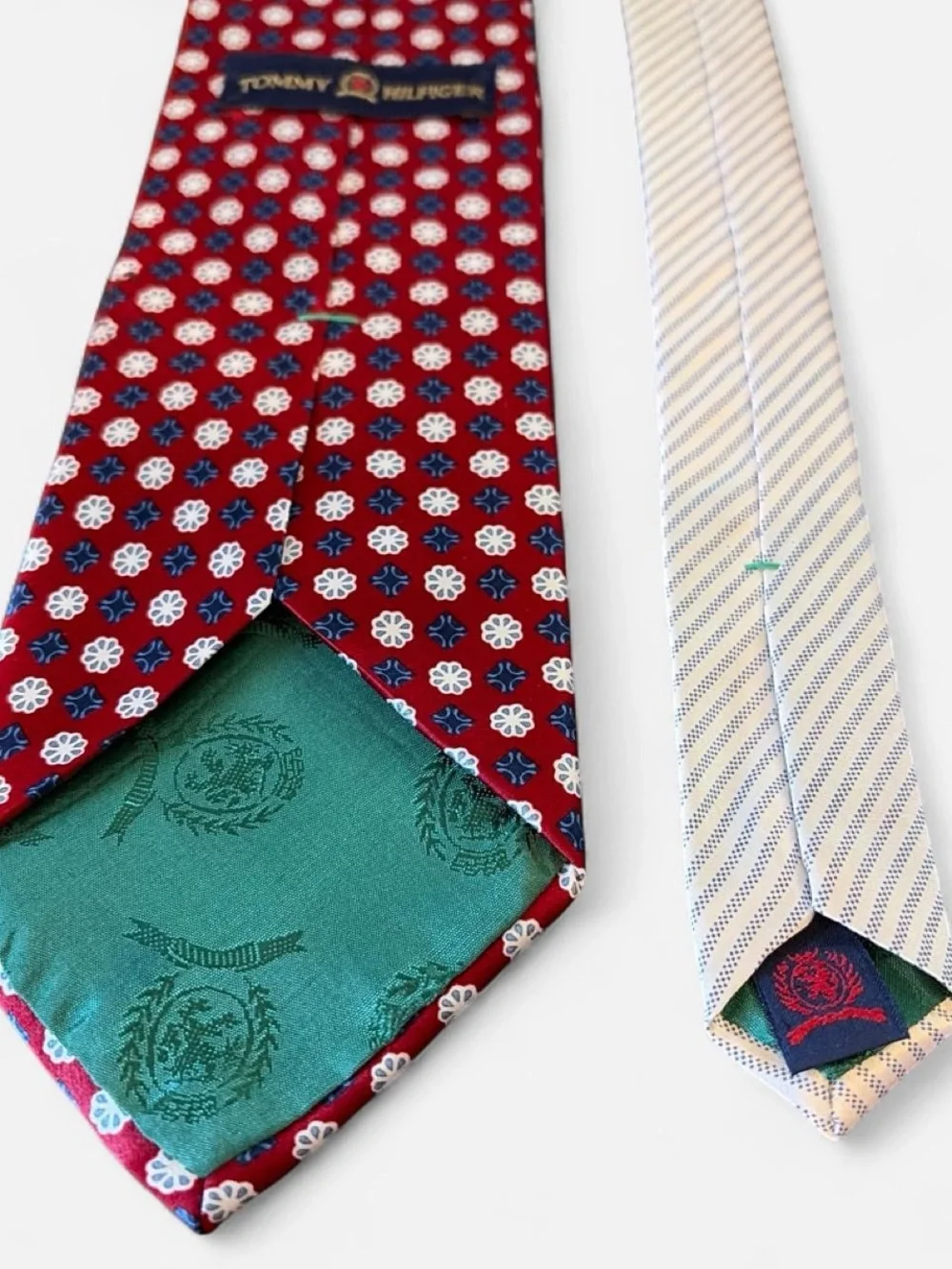 Tommy Hilfiger Classic Red Floral Silk Tie